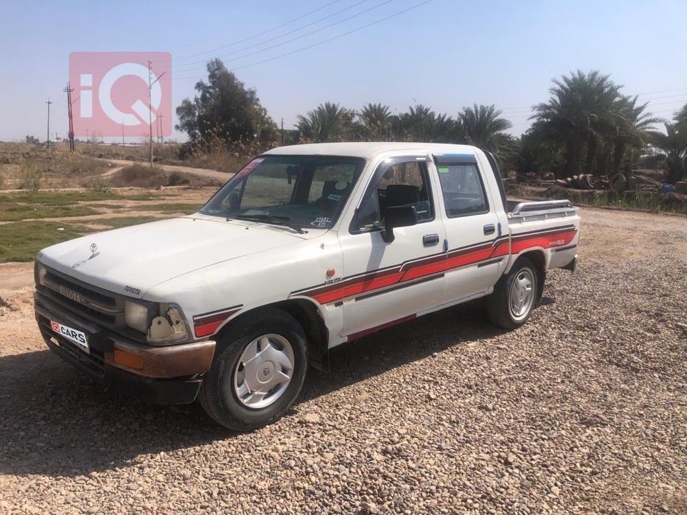 تويوتا هايلوكس